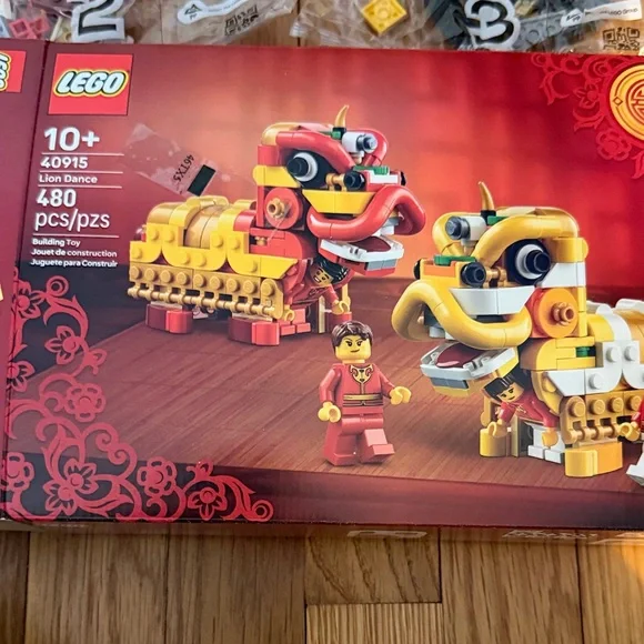 LEGO Lion Dance Set - Red, Yellow, and Black-OPENED BOX
- bags 2,3,4 Sealed - Picture 1 of 3